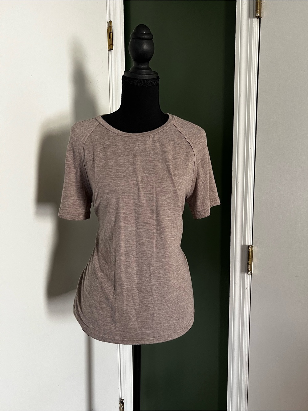 Women's Short Sleeve Tee Size Small